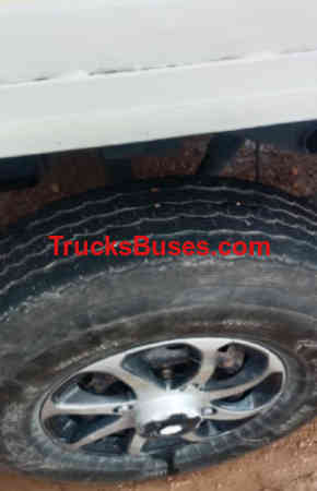 Mahindra Bolero Maxi Truck Plus Images